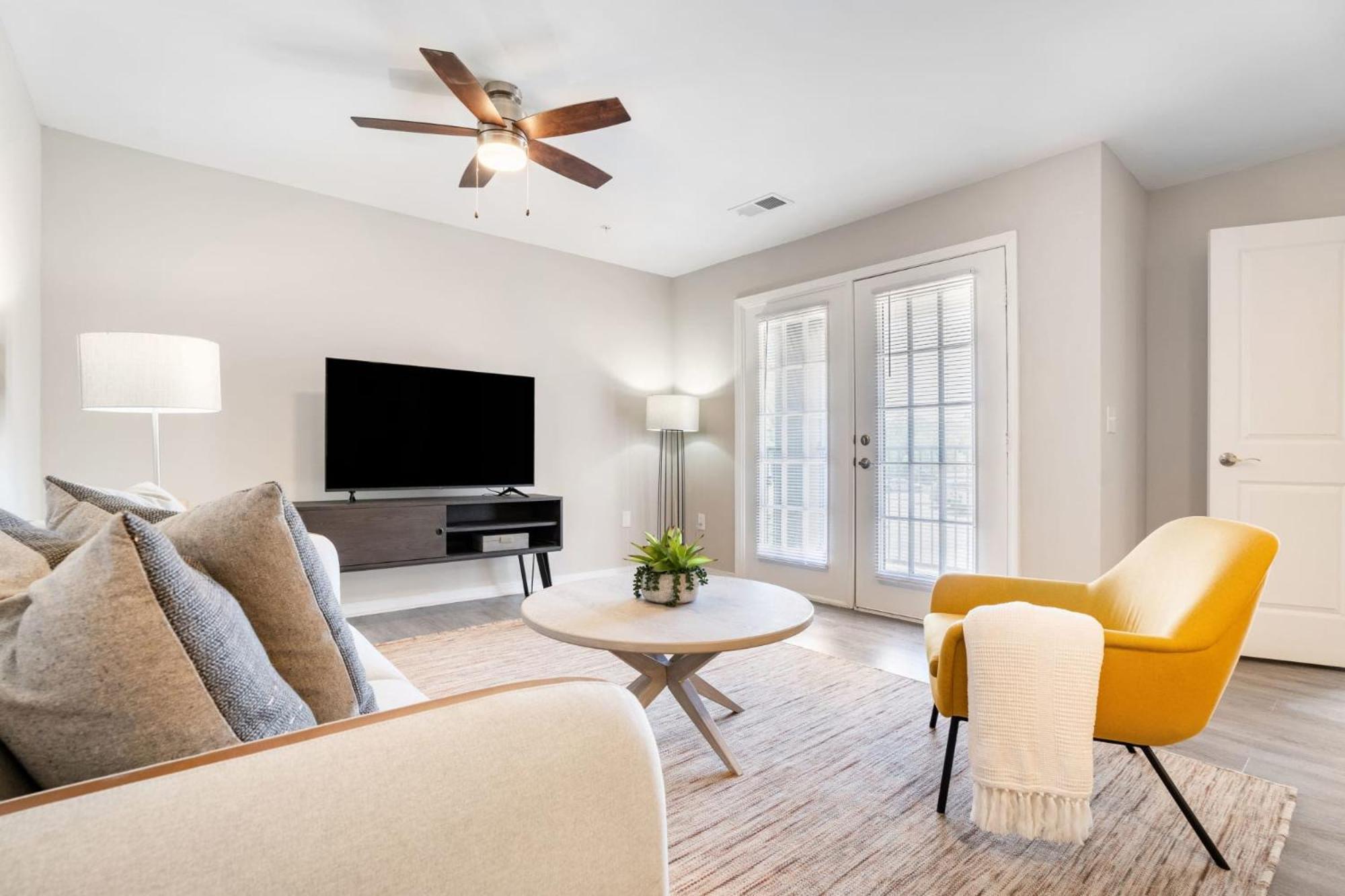 One Bedroom Apartment Near Downtown Ρόλι Εξωτερικό φωτογραφία